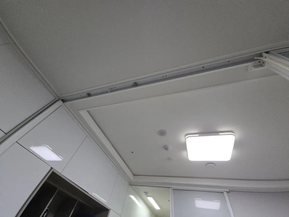 안닫히는중문 슬라이딩도어 작업 과정
