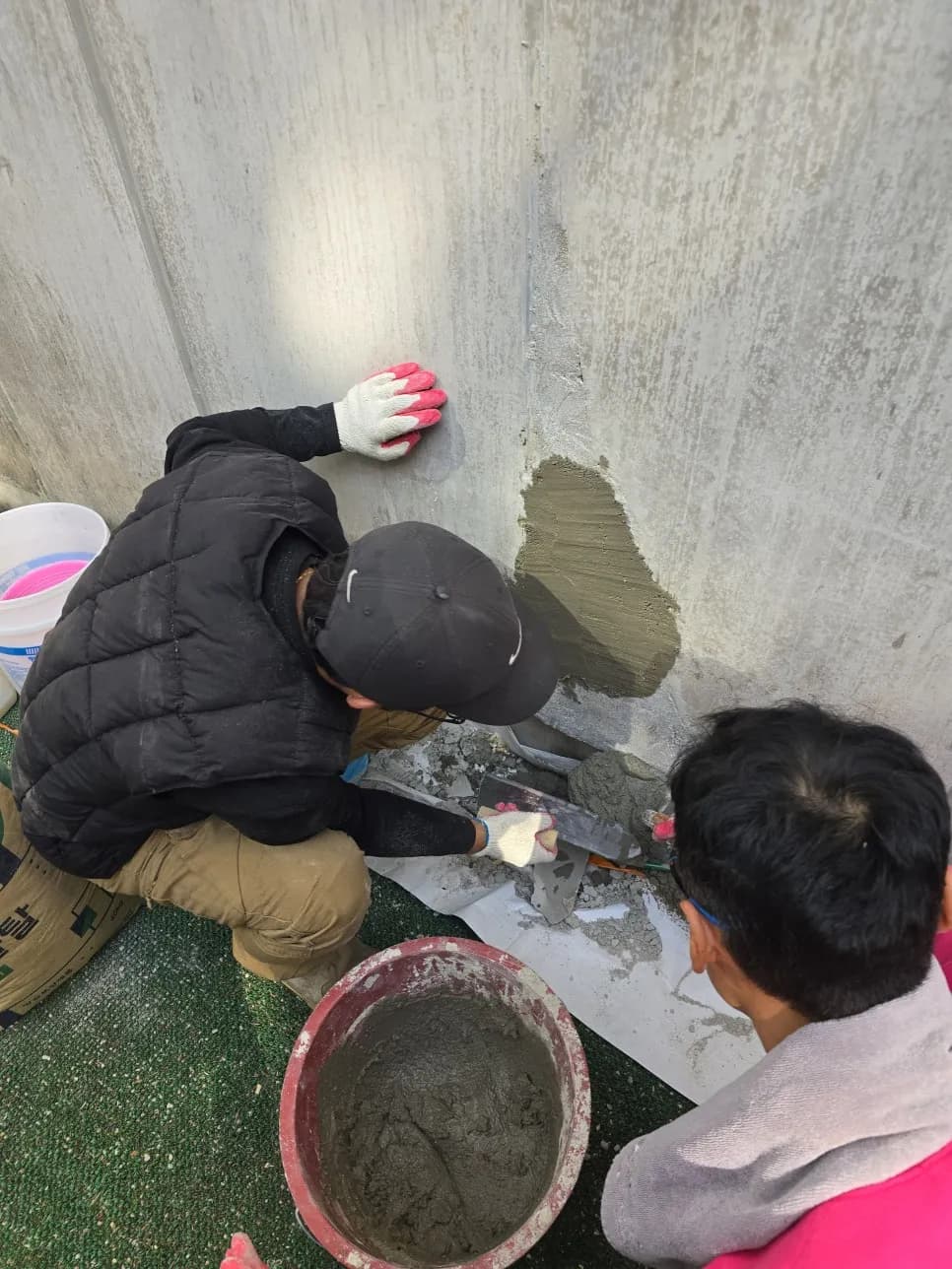 콘크리트 손상된구멍난벽 몰탈메꿈미장 작업 과정