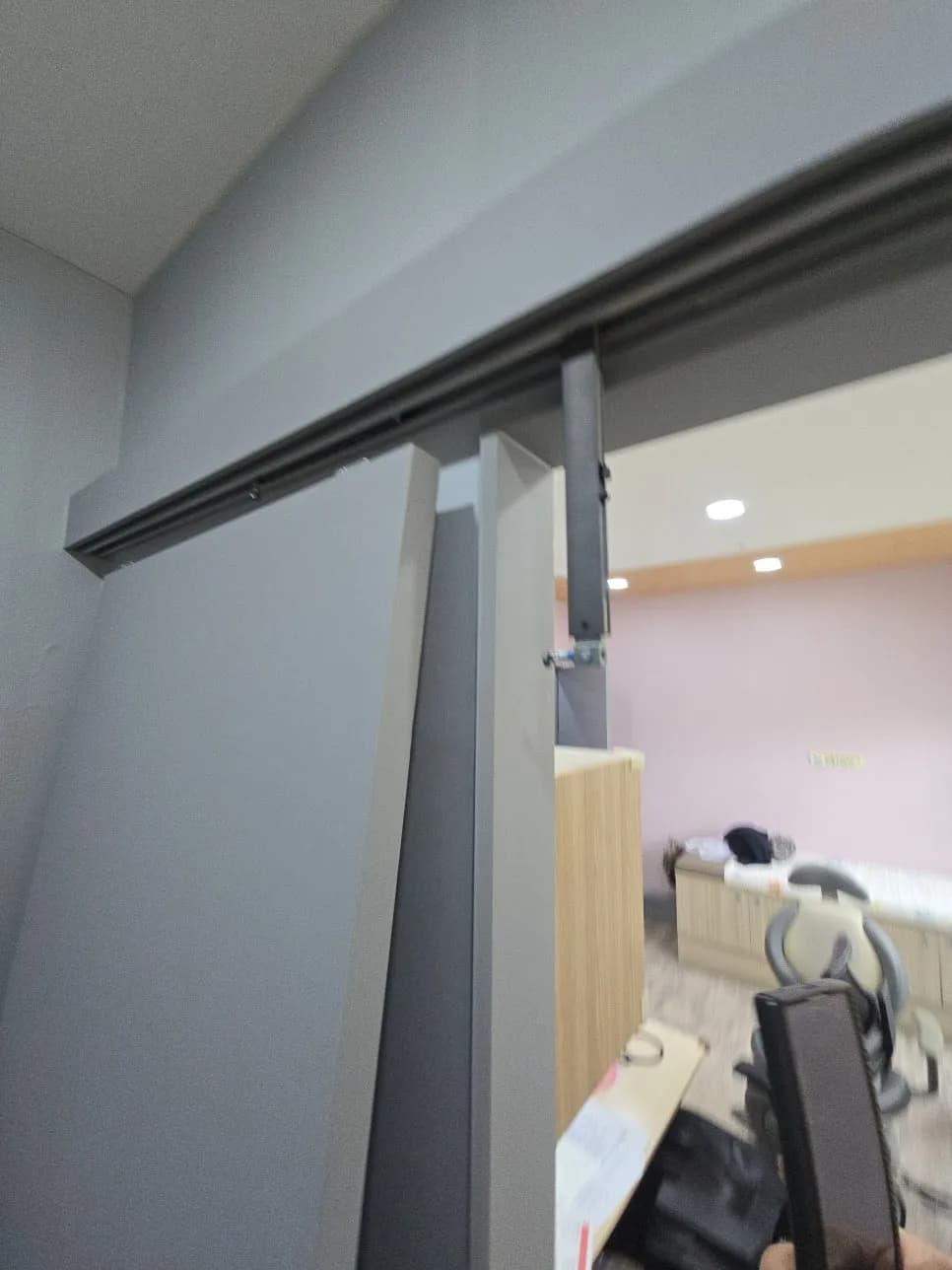 안열리는슬라이드문 작업 과정