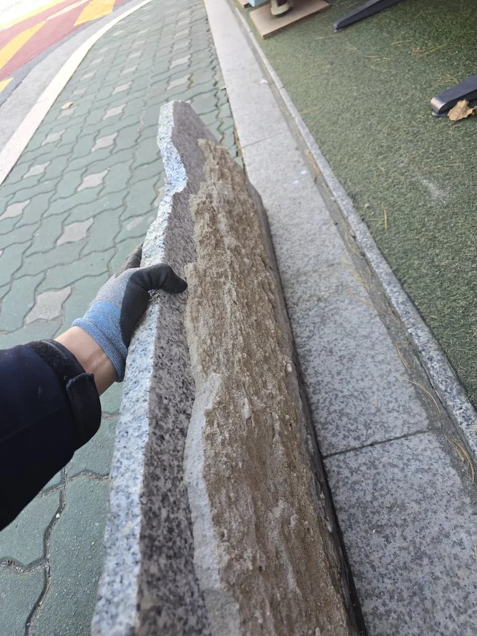계단 돌판깨짐보수 작업 과정