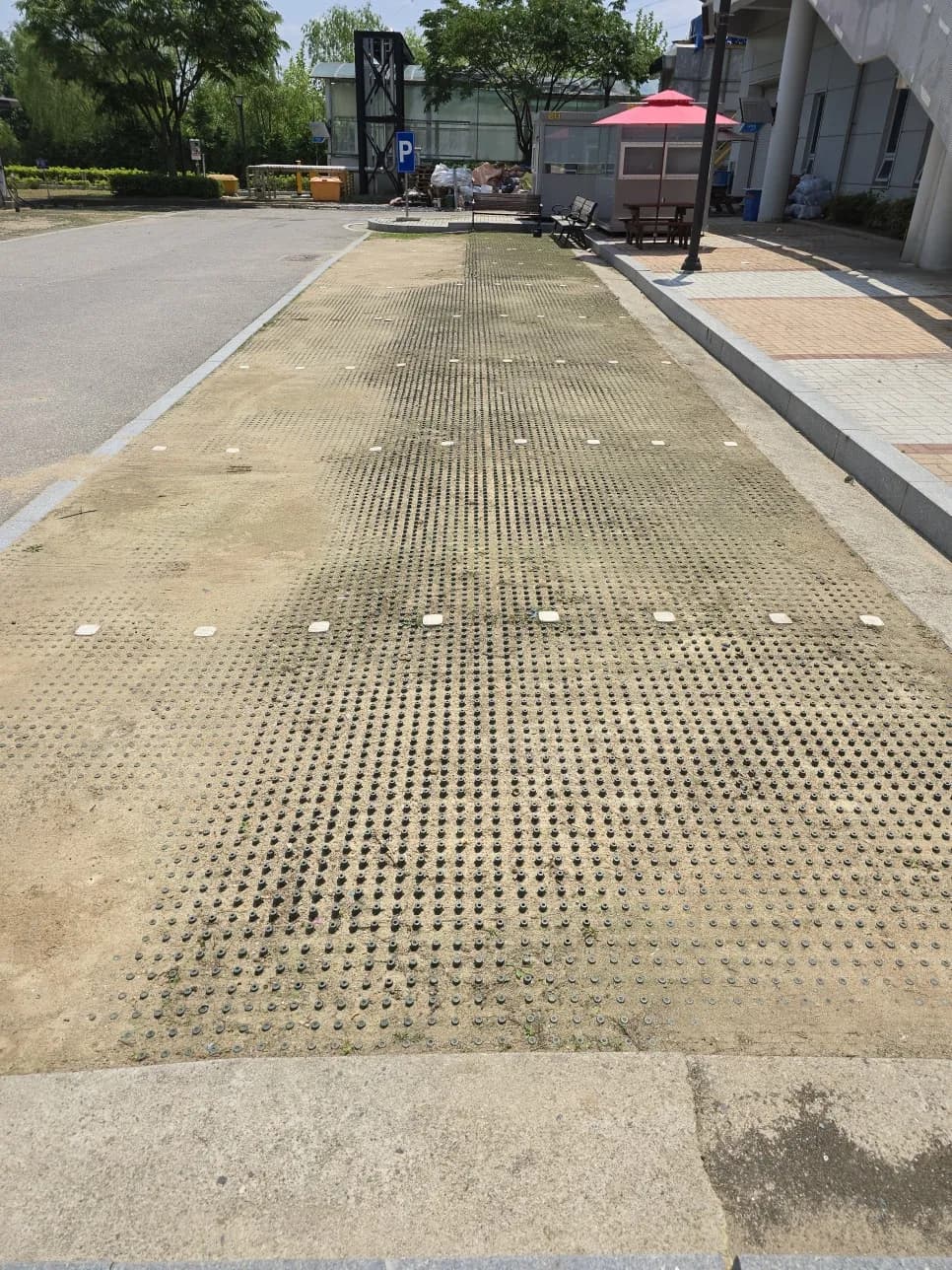 자갈흙주차장 — 시공 전