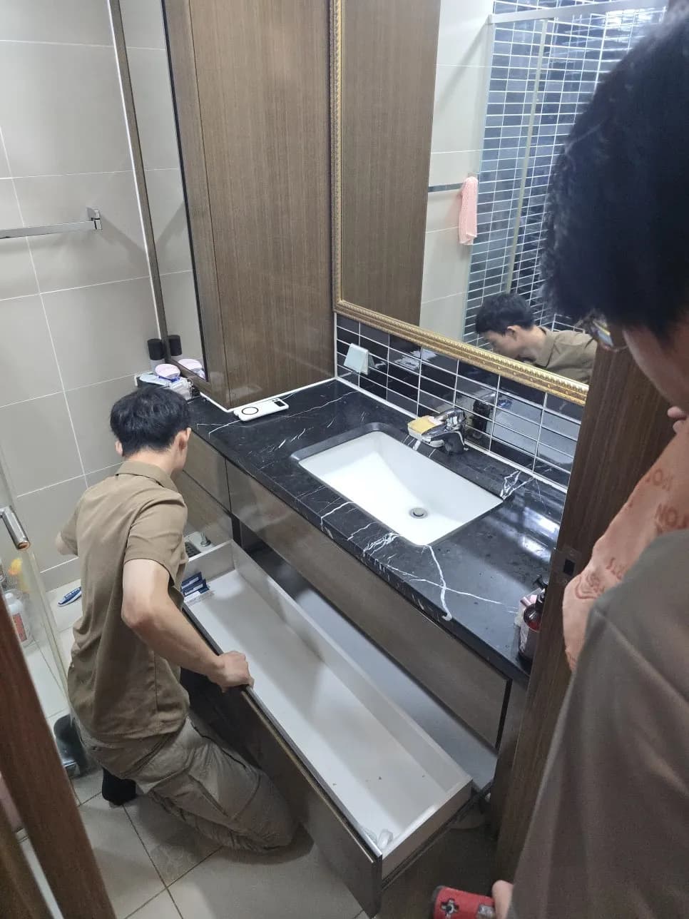 떨어져버린세면대 — 시공 후