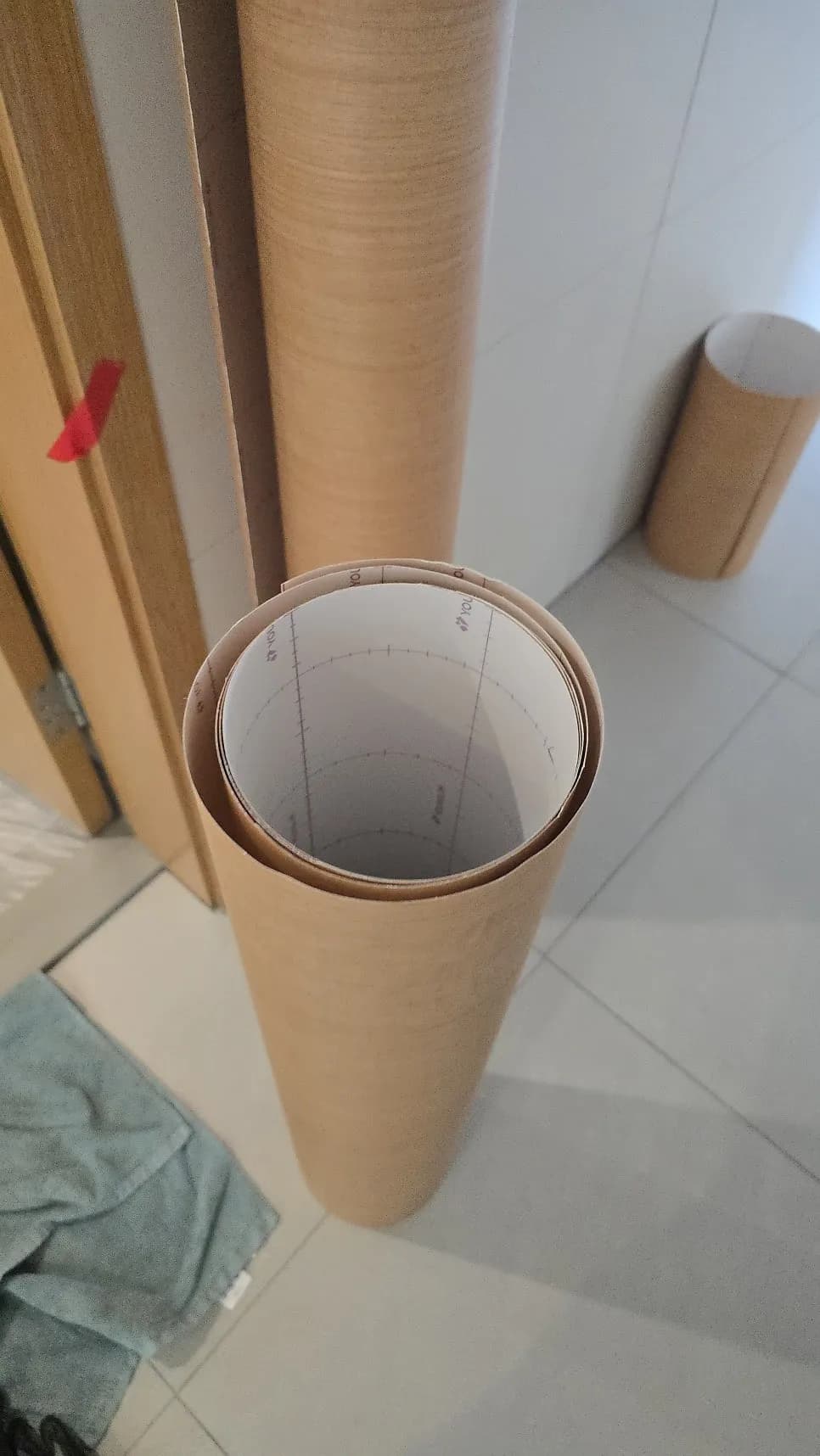 화장실 문 찢어짐, ABS도어 시트지 작업 과정