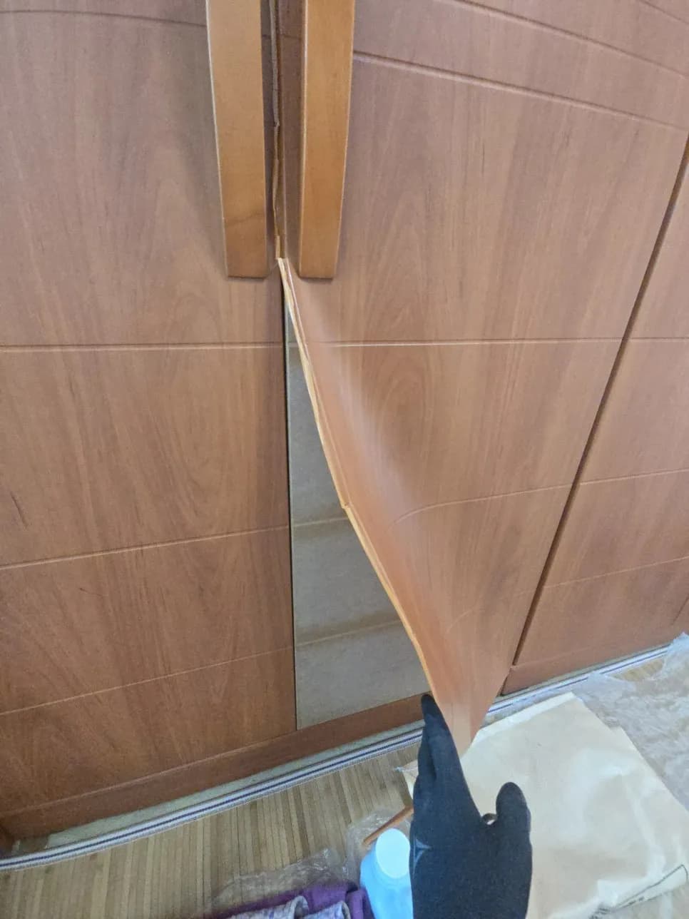 장롱 떨어진 필름 해체 작업 과정