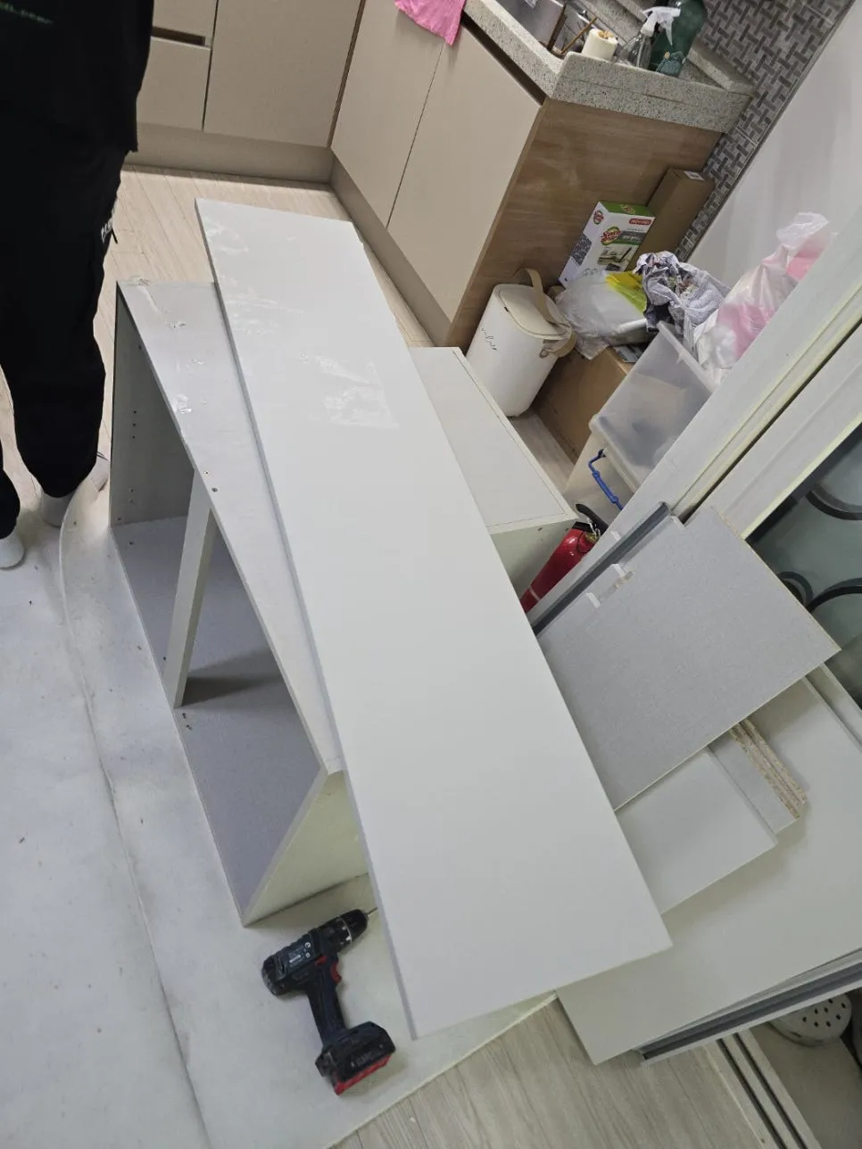 송파 거실붙박이장철거후 폐기물 처리까 작업 과정