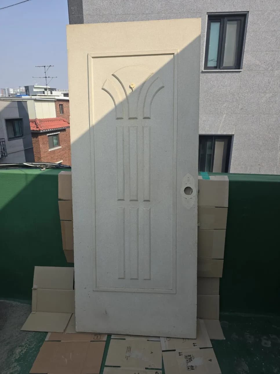 오래된 지저분한문짝 — 시공 후