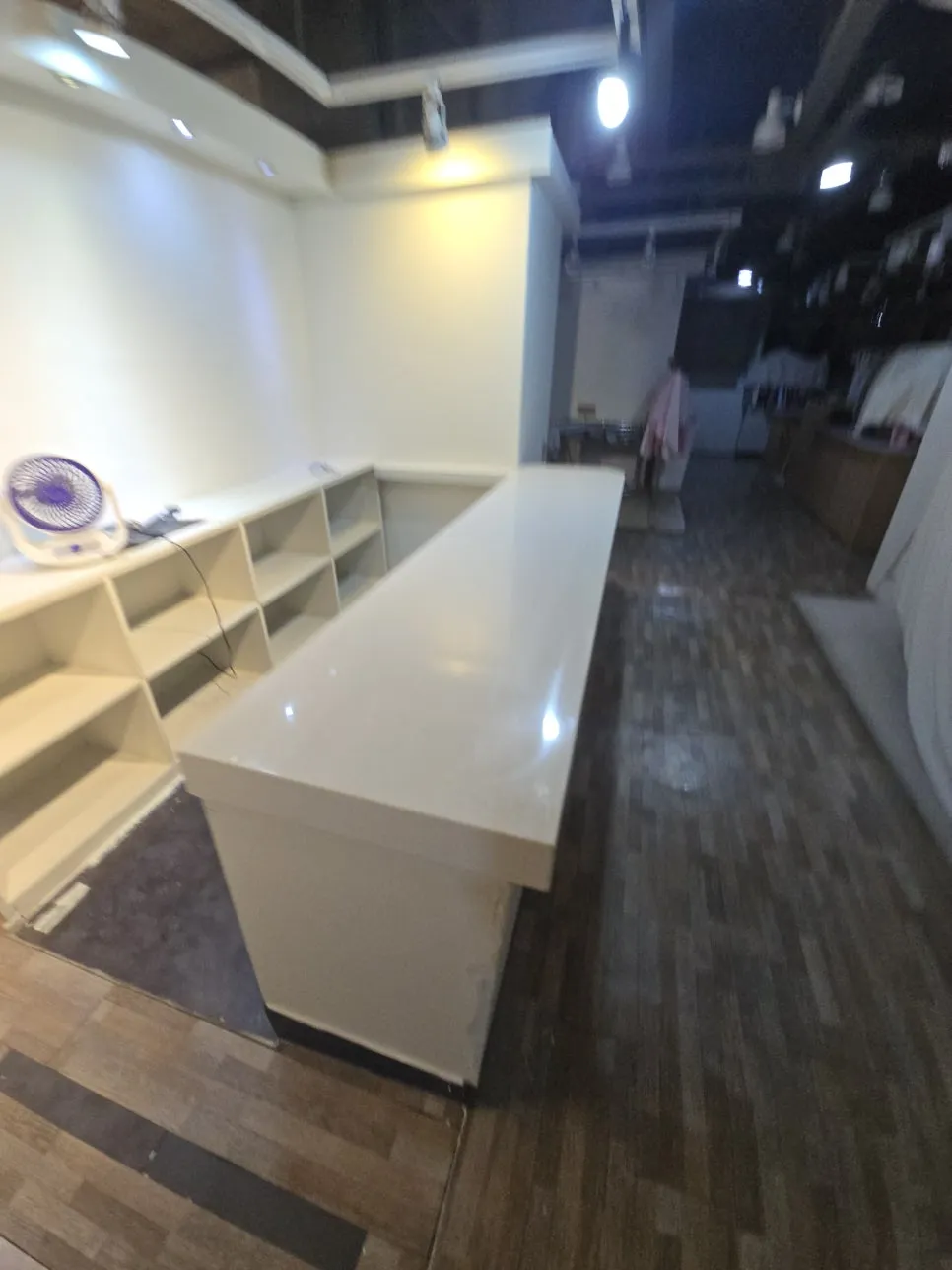 매장가판대 인조대리석 상판설치비용 — 시공 후