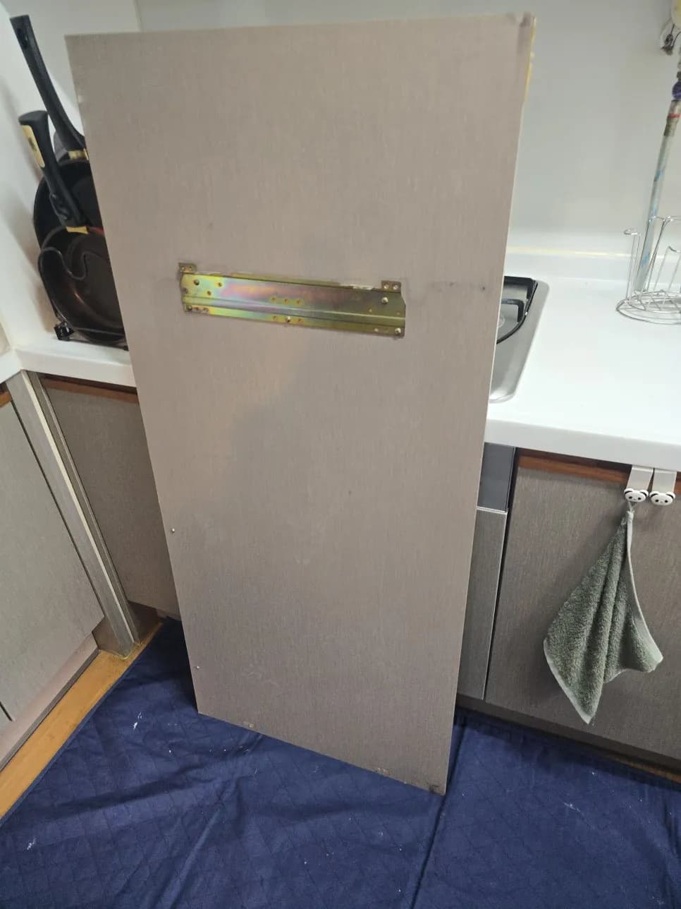 빌트인냉장고긴문 짝컷팅 작업 과정